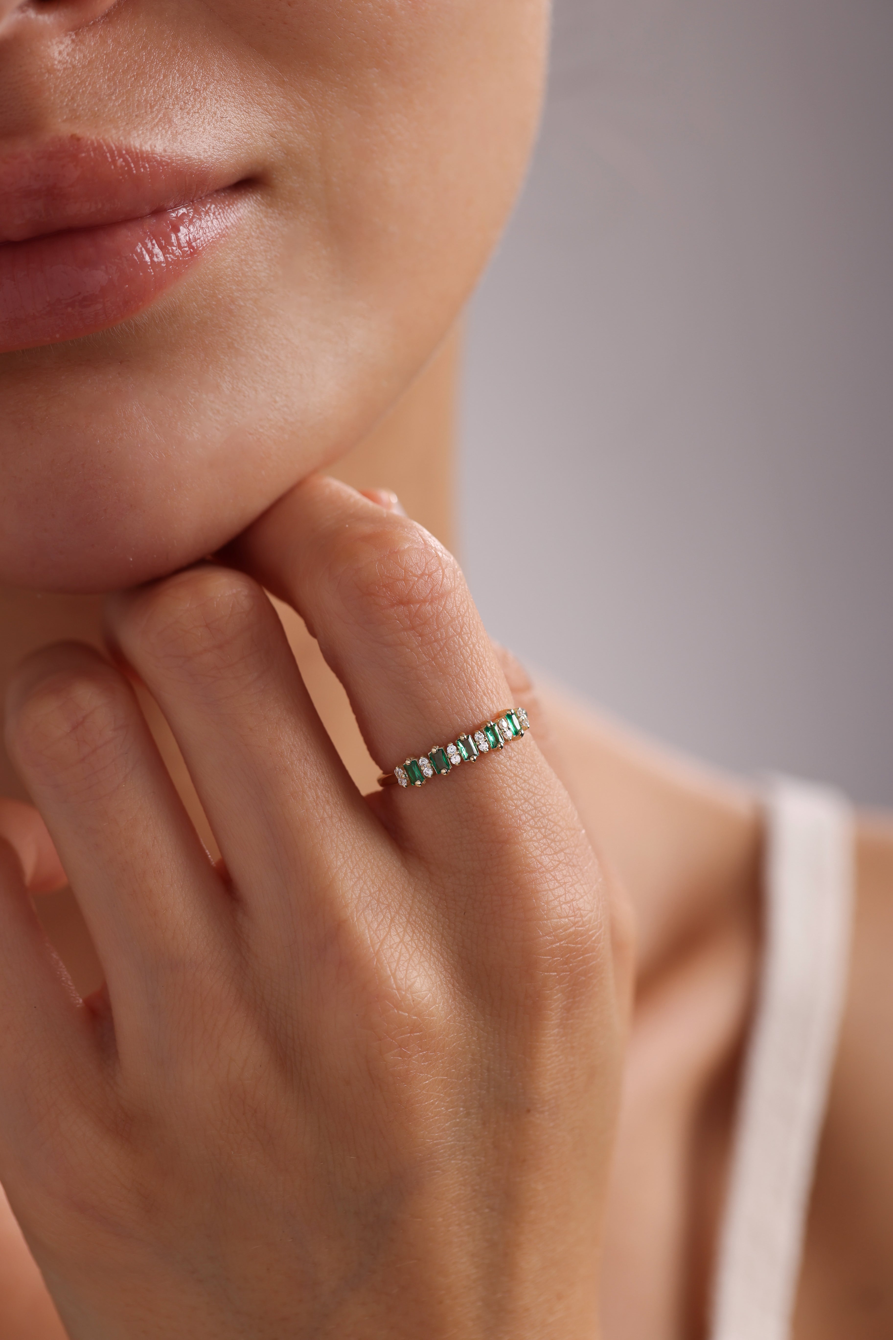 14k Gold Emerald Baguette Ring