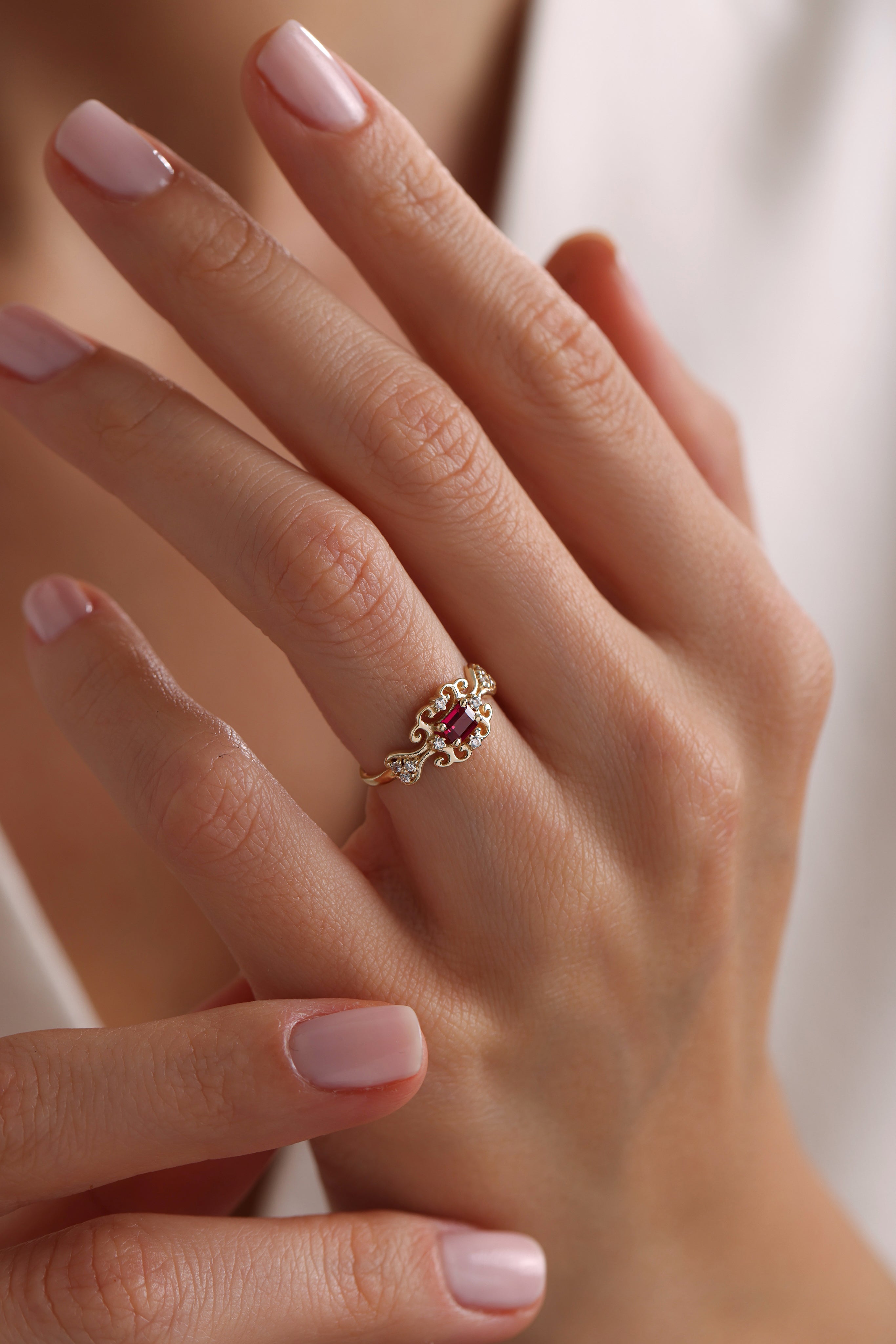 14k Gold Regal Beauty Rhodolite Ring