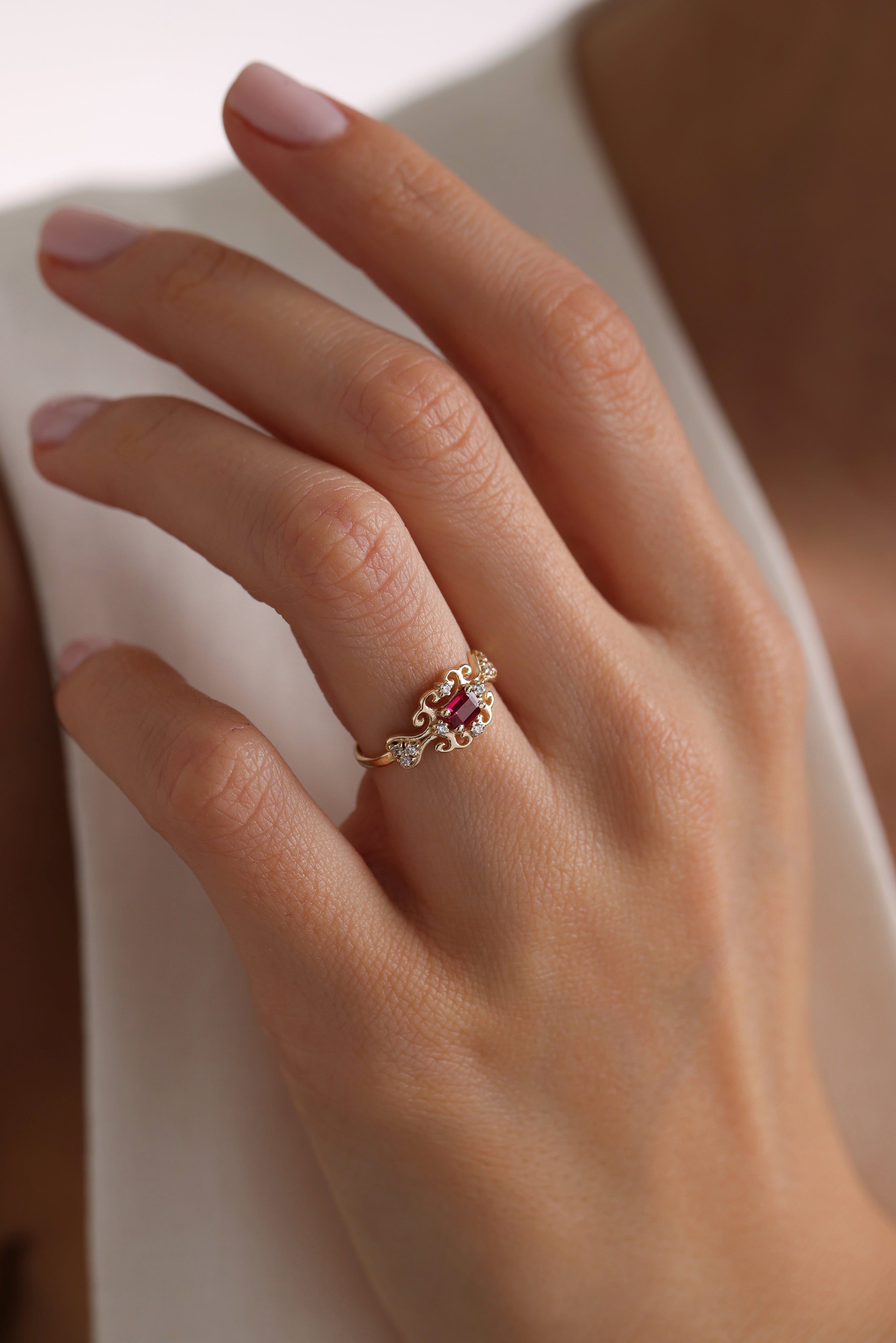 14k Gold Regal Beauty Rhodolite Ring