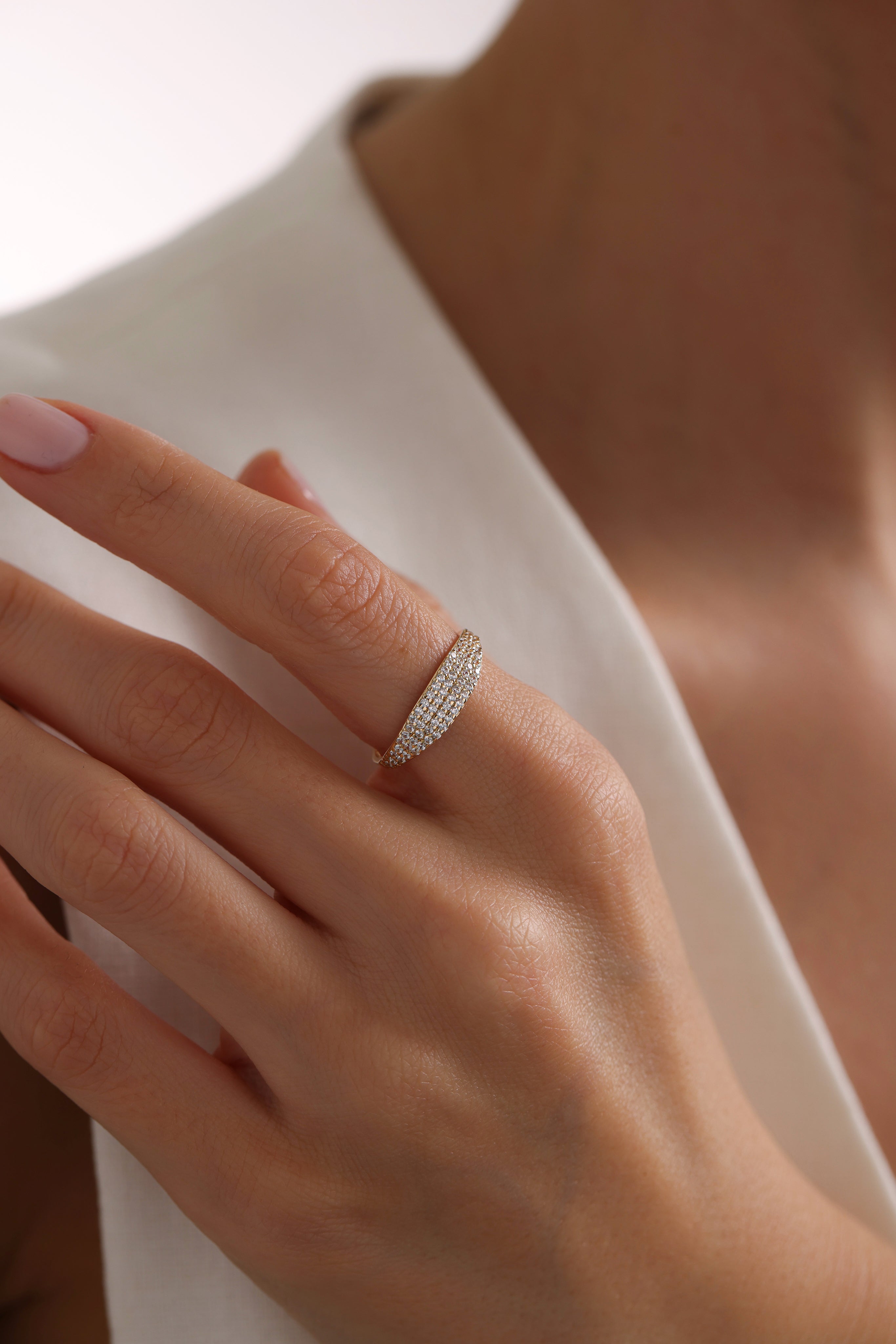 14k Gold Star Serenade Ring