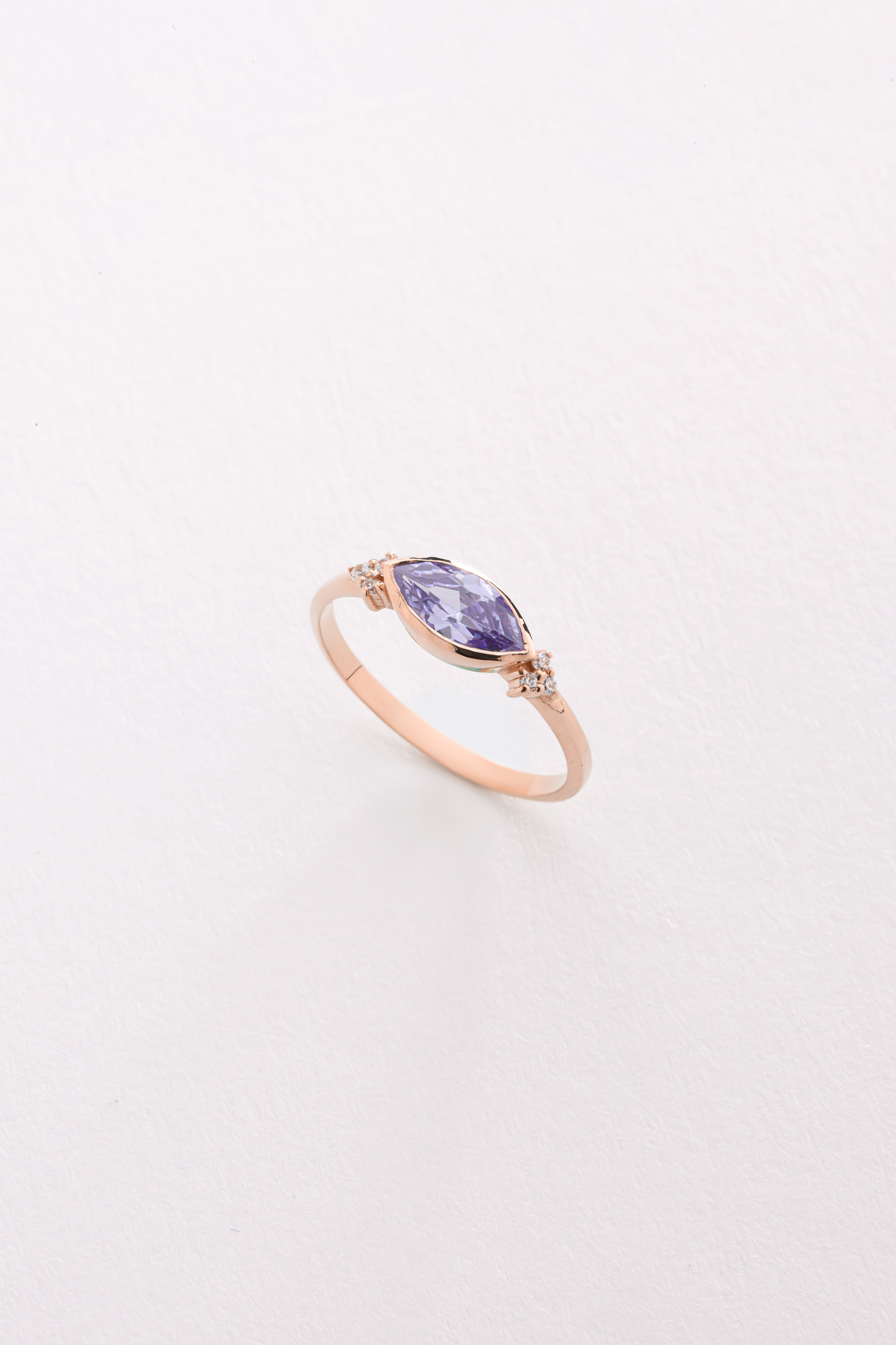 14k Gold Marquise Amethyst Ring